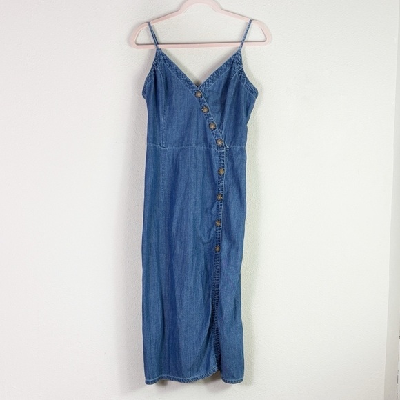 Abercrombie & Fitch Dresses & Skirts - Abercrombie & Fitch Denim Blue Midi Dress Spaghetti Straps Button Front size L